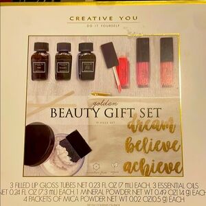 🧡NIB🧡-Golden Beauty Gift Set